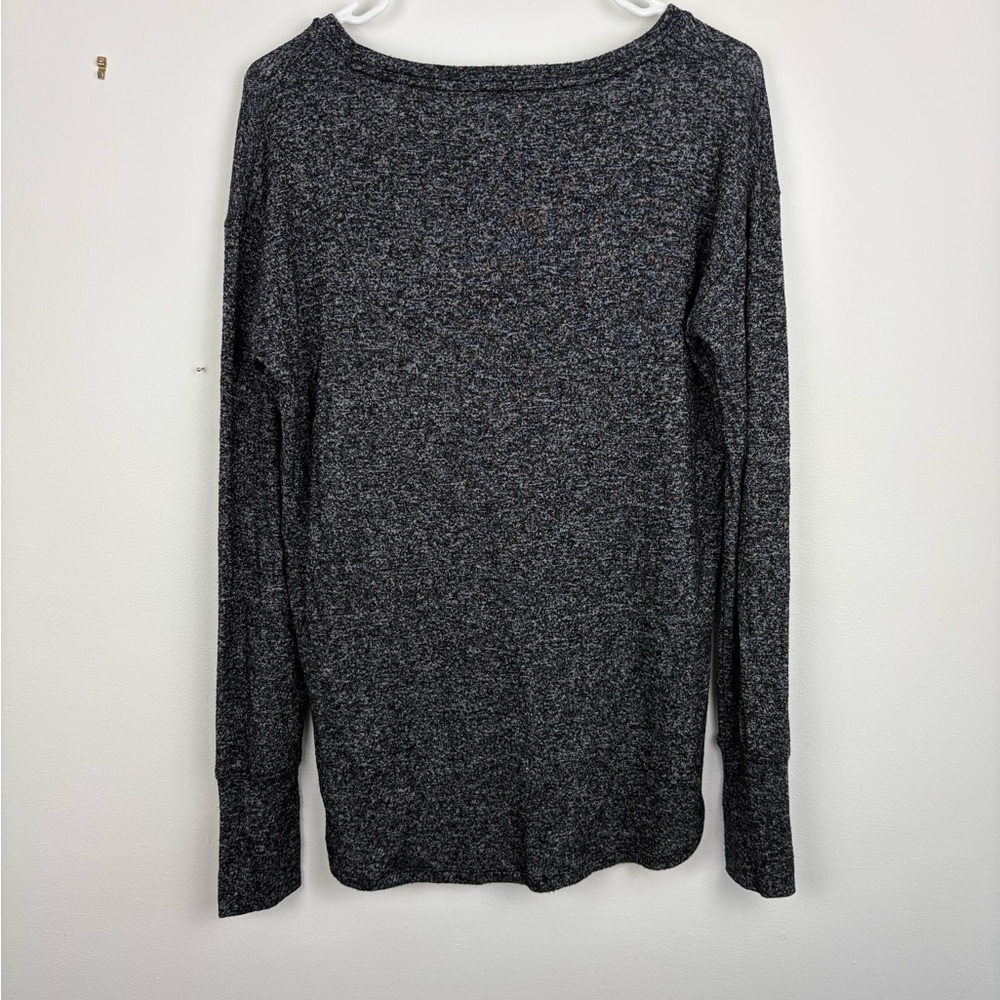 Athleta Heathered Dark Gray Long-Sleeve Crew Top Thumb Holes size Small - Picture 8 of 9